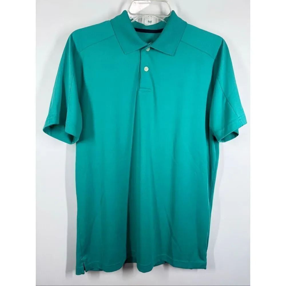 Chaps custom fit Men’s polo style shirt size medium
